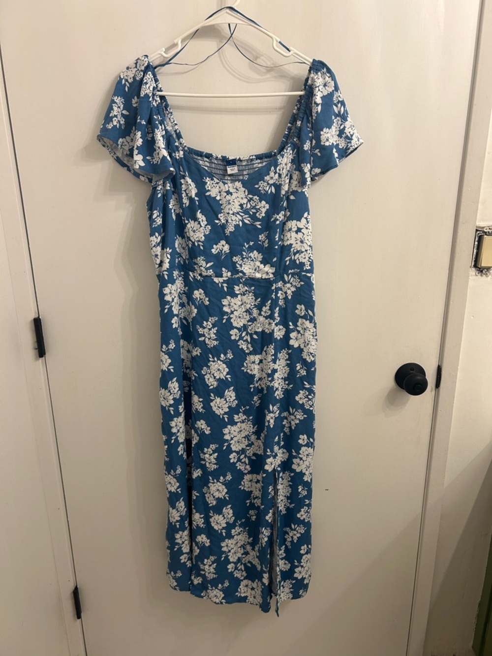 Old Navy Blue and White Floral Midi Dress